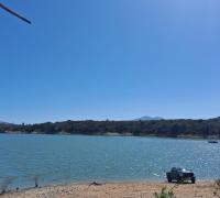 Acceso al embalse los aromos