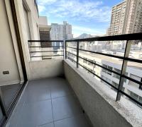 Terraza con hermosa vista despejada. el departamento queda en el piso 9.