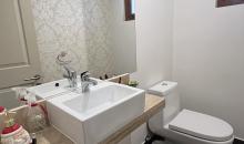 BAÑO DE VISITAS