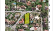 Sitio 930 m2 (vista aérea/ sombreado en verde)