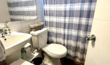 2 Baños completos. 1 en suite.