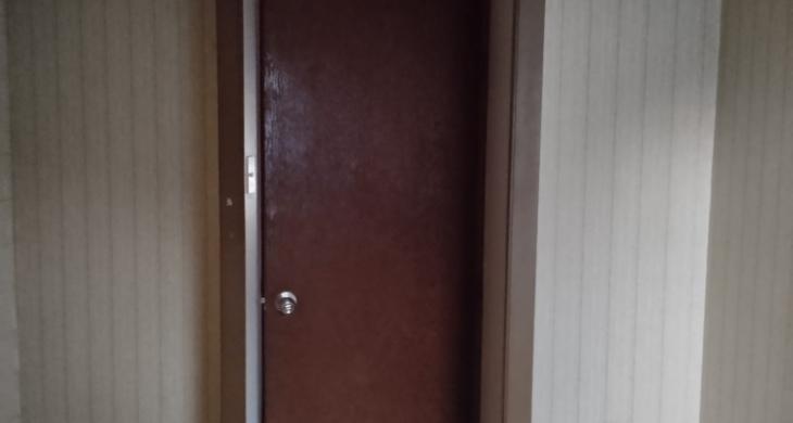 EL 2° DORMITORIO CON 2 CLOSET 1 A CADA LADO DE LA PUERTA