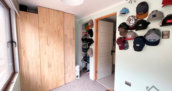 WALKING CLOSET
