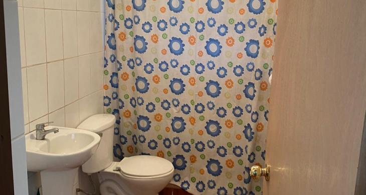 BAÑO DE HOMBRES