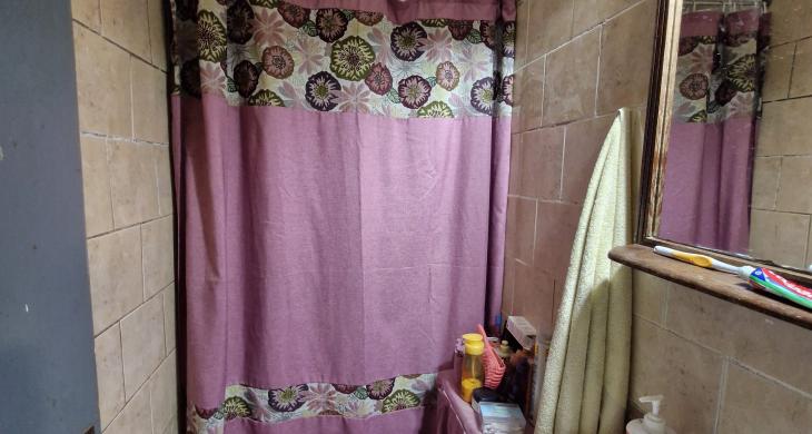 Baño para visitas en primer piso