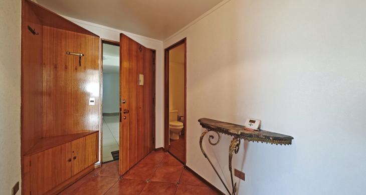 HALL ENTRADA DEPTO