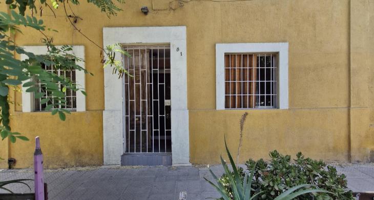 Fachada por Santa Elvira