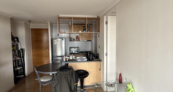 Cocina comedor y salida a terraza.