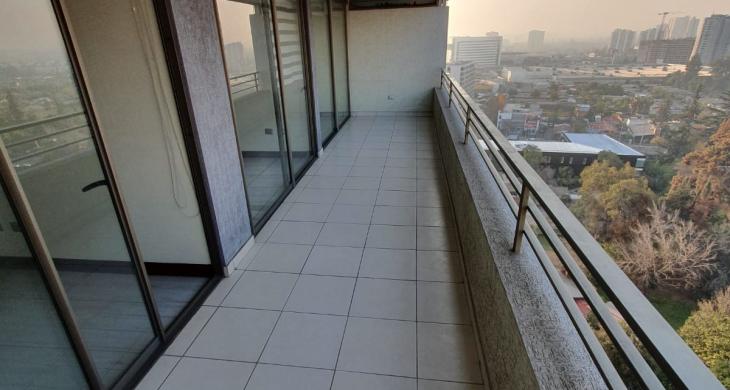 ambos dormitorios con salida a la terraza