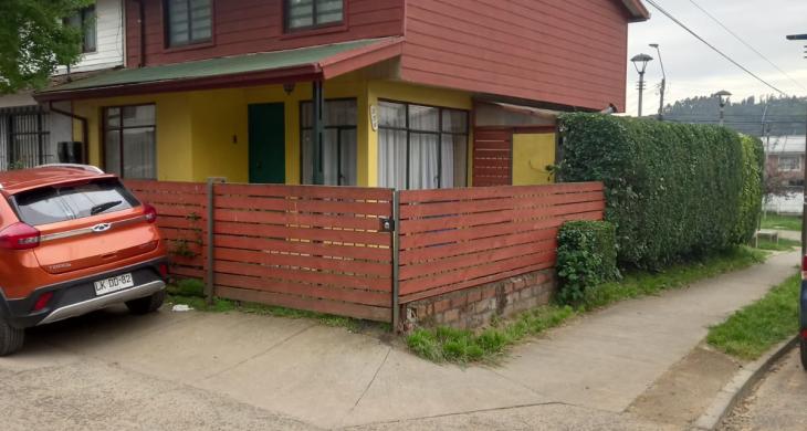 casa esquina pasaje 