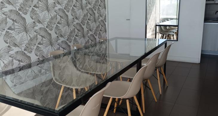 SALA DE EVENTOS COMEDOR, CON COCINA Y BAÑOS