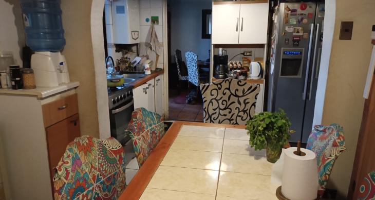 Pasillo con conexión a cocina