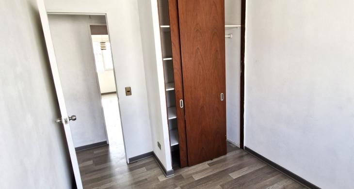 Tercer dormitorio, en segundo piso muy iluminado 