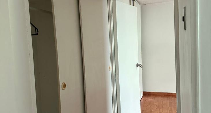 Pasillo y closeth interior