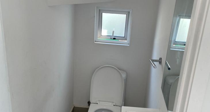 Baño visitas 1er Piso