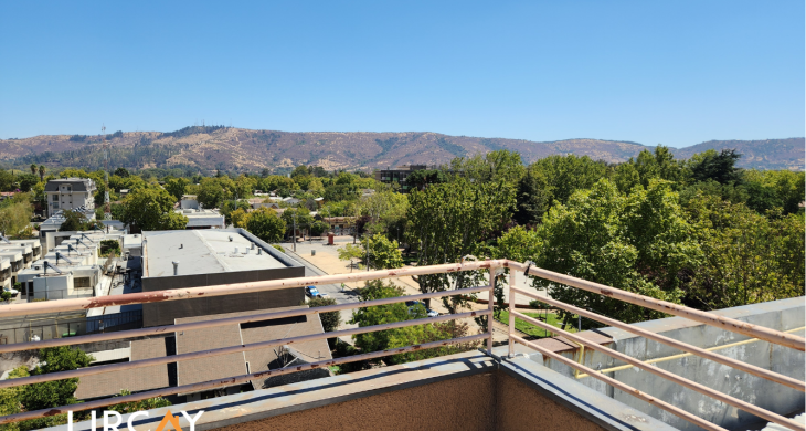 hermosa vista hacia plaza las heras desde la azotea